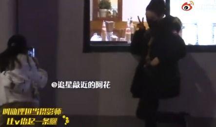 外国狗仔爆料视频大全最新,外国狗仔爆料视频大全精彩瞬间大盘点 第1张 外国狗仔爆料视频大全最新,外国狗仔爆料视频大全精彩瞬间大盘点 第1张