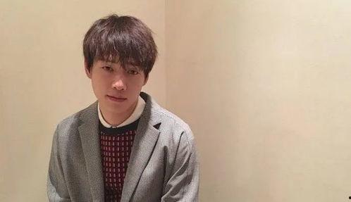 魏大勋爆料感情视频,揭秘明星背后的甜蜜瞬间  第2张