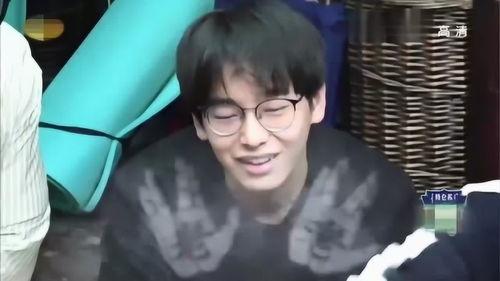 魏大勋爆料感情视频,揭秘明星背后的甜蜜瞬间  第3张